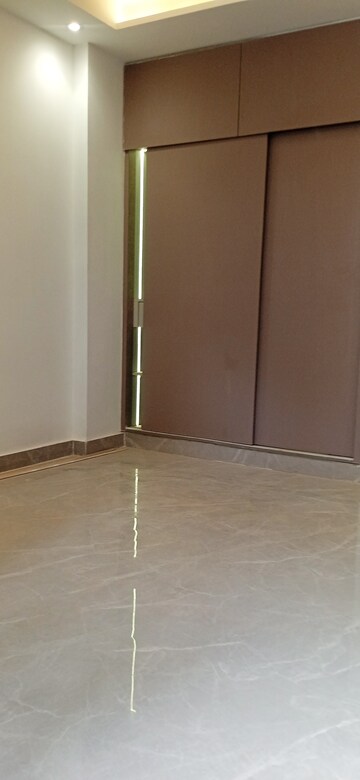 2 BHK Apartment For Sale in Mahavir Enclave 1