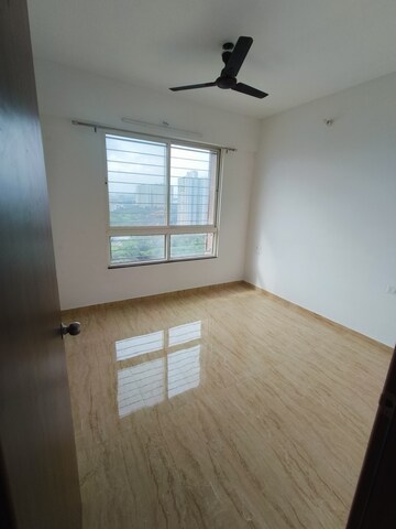 Room in 2.5 BHK Apartment at VTP Belair, Mahalunge – for Rent