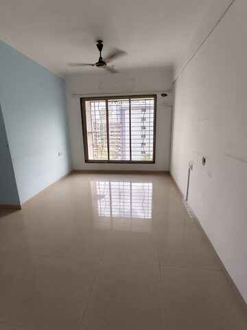Room in 1 BHK Apartment at Bhoomi Park II, Malad West – for Sale