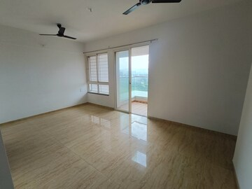 Room in 2.5 BHK Apartment at VTP Belair, Mahalunge – for Rent