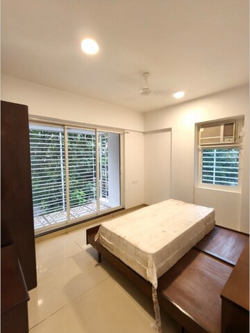 Bedroom in 3 BHK Apartment at Bandra West – for Rent