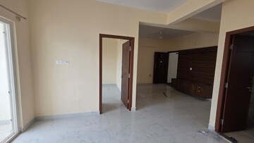 Room in 2 BHK Apartment at Vignana Nagar – for Rent