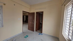 Room in 2 BHK Apartment at Vignana Nagar – for Rent