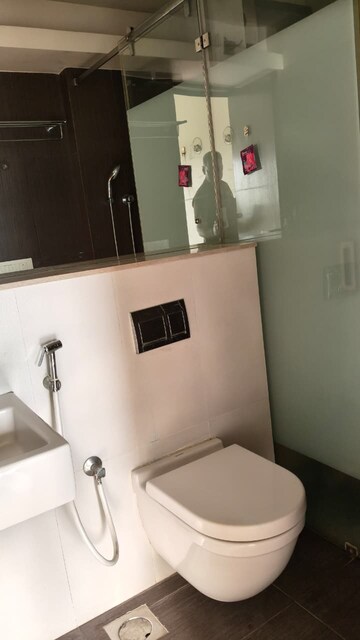 Furnished Amenities in 3 BHK Apartment at Rustomjee Elita, Andheri West – for Sale