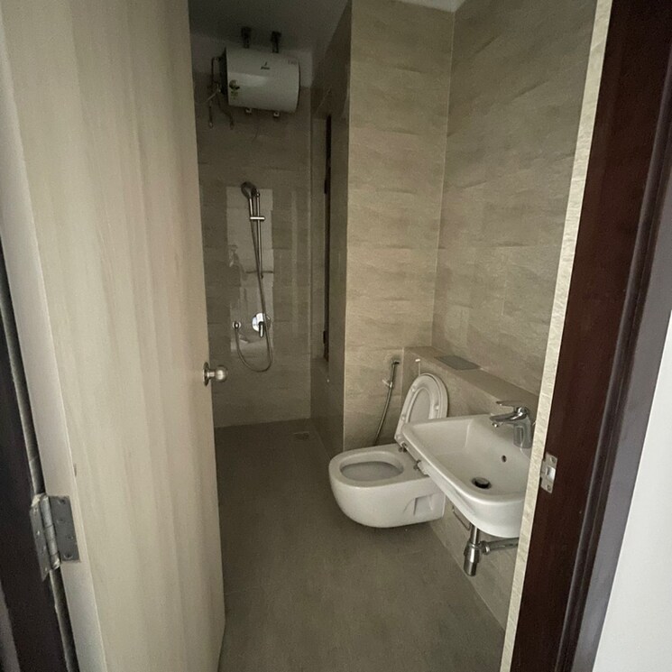 Bathroom, adani-ten-bkc 3 Bedroom 1442 Sq.Ft. Apartment In Gandhi Nagar Mumbai 9213541