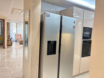 Building Lobby in 3 BHK Builder Floor at Saket – for Rent
