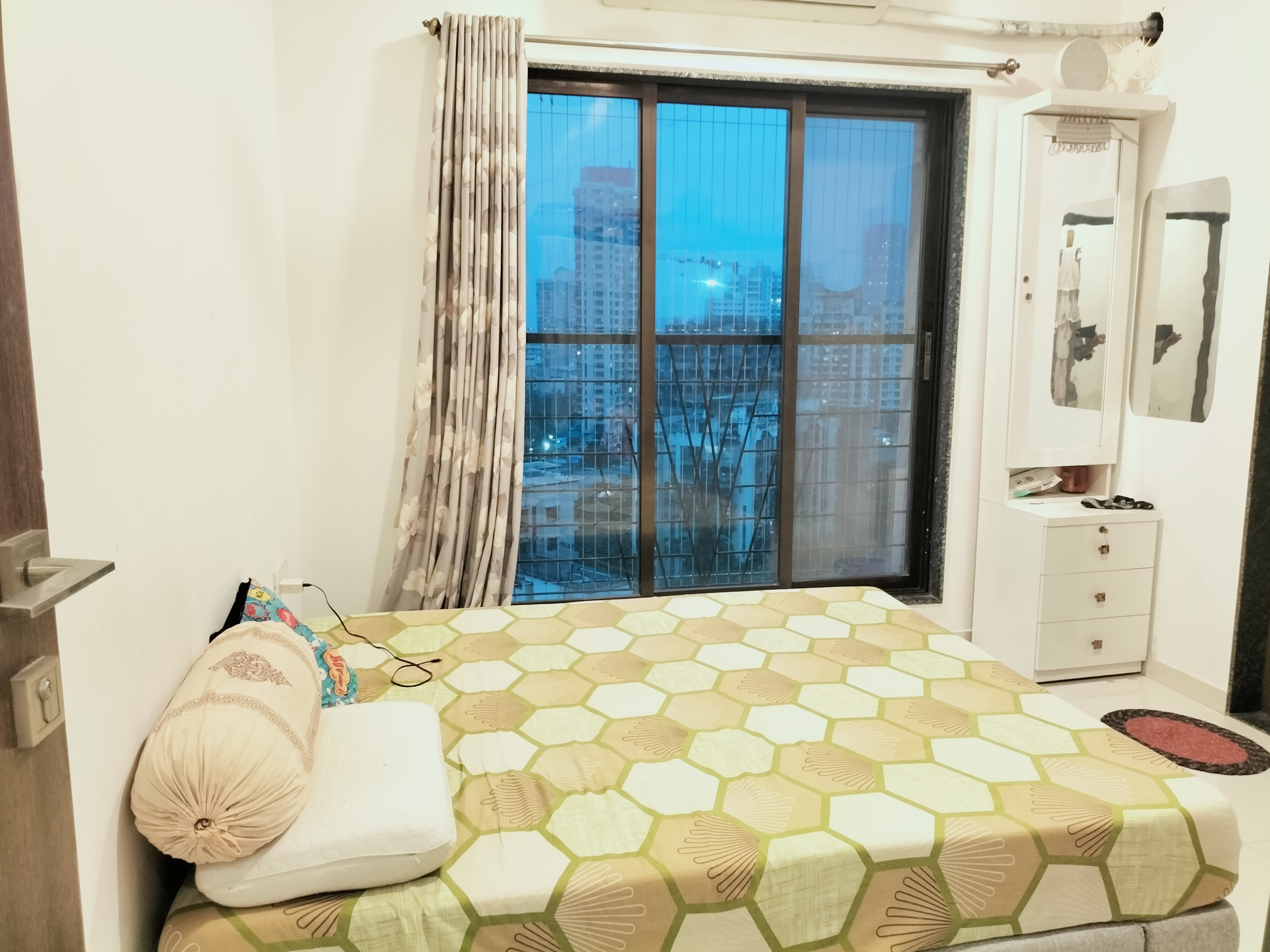 1 BHK + Extra Room 405 Sq.Ft. Apartment in Lalani Velentine Apartment 1 Wing D