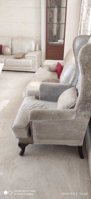 Team Area in 4 BHK Apartment at Godrej Golf Links Evoke, Sector 27 Yamuna Expressway – for Sale