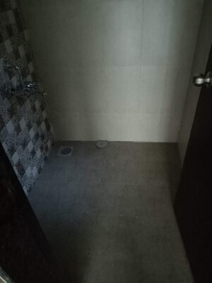 Room in 1 BHK Apartment at Mantra 29 Gold Coast, Tingre Nagar – for Rent