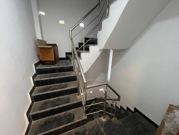 1 BHK House for Sale in Chattarpur, Delhi