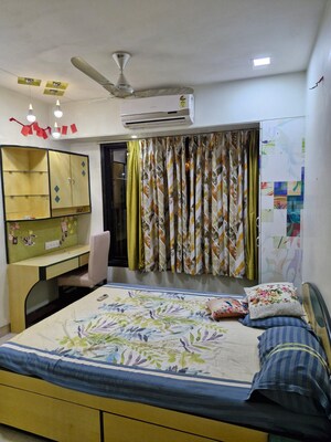Bedroom in 4 BHK Apartment at Gundecha Greens, Kandivali East – for Rent