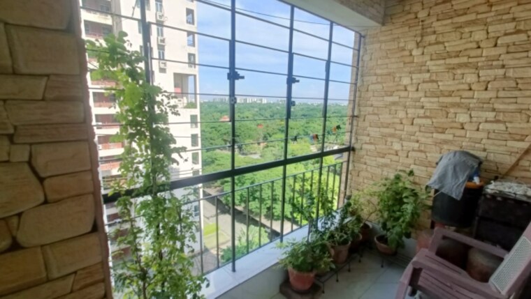 Balcony, unitech-vista 3 Bedroom 829 Sq.Ft. Apartment In Rajarhat New Town Kolkata 9213665