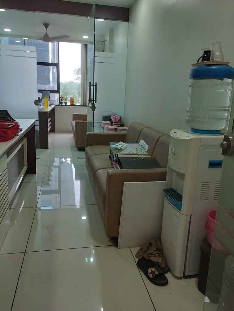 Team Area, sama savli road Commercial Office Space 400 Sq.Ft. In Sama Savli Road Vadodara 9213653