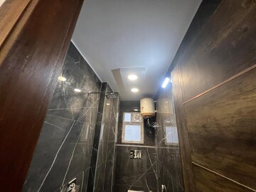 Building Lobby in 1 BHK Independent House at Chattarpur – for Rent