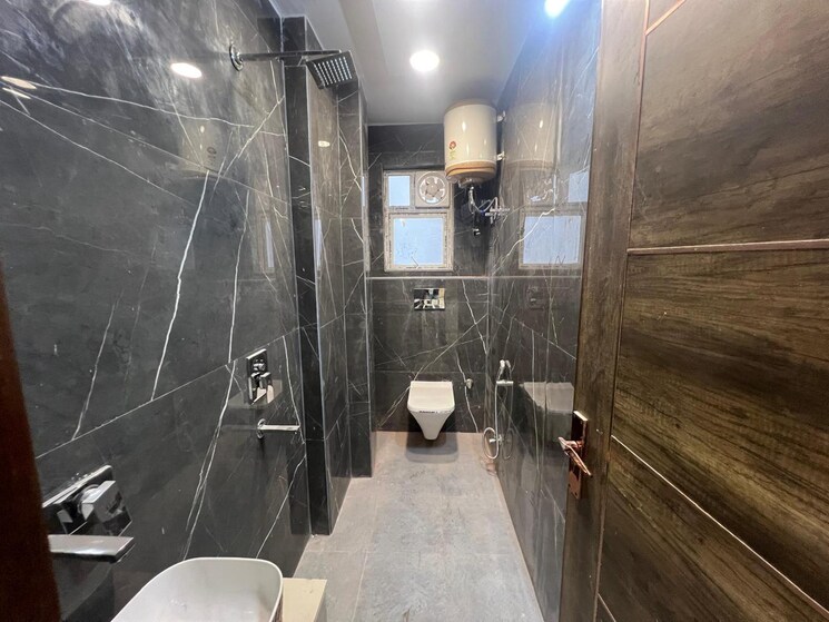  Parking, chattarpur 1 Bedroom 450 Sq.Ft. Independent House In Chattarpur Delhi 9213686