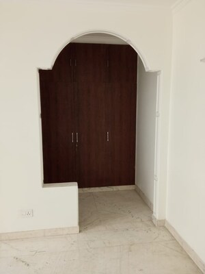 3 BHK Builder Floor For Rent in Ardee Mall, Sector 52