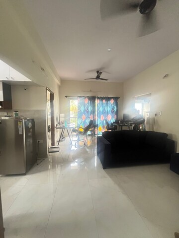 Living Room in 2 BHK Apartment at Indiranagar – for Rent