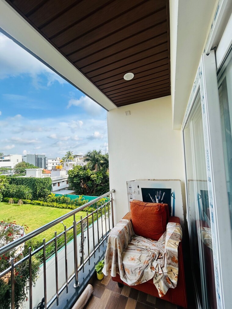 Balcony, indiranagar 2 Bedroom 1050 Sq.Ft. Apartment In Indiranagar Bangalore 9213710