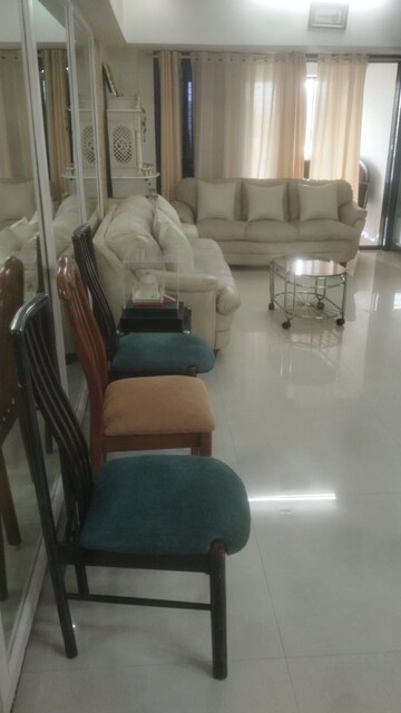 Living Room in 3 BHK Apartment at Andheri West – for Rent
