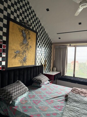 Bedroom in 3 BHK Penthouse at Juhu Jivan, Juhu – for Rent