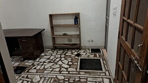 Staircase in 3 BHK Independent House at Gomti Nagar – for Rent