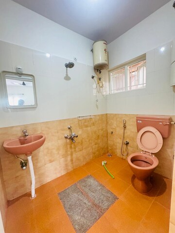 Living Room in 3 BHK Apartment at Indiranagar – for Rent