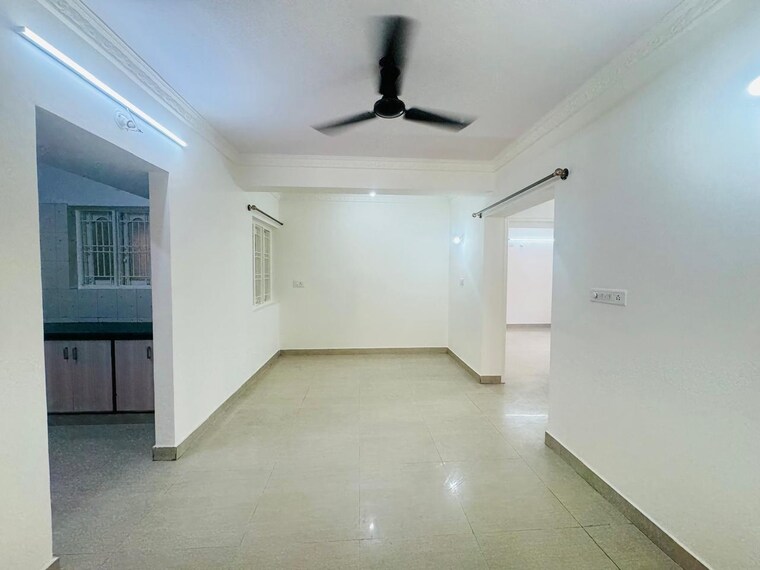 Room, indiranagar 3 Bedroom 1800 Sq.Ft. Apartment In Indiranagar Bangalore 9213749