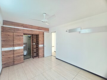 Room in 3 BHK Apartment at Team Green Wood, Indiranagar – for Rent