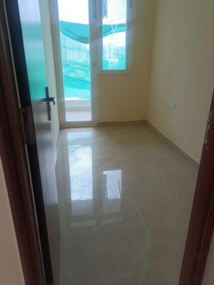 Room in 3 BHK Apartment at Samridhi Grand Avenue, Tech Zone 4 Greater Noida – for Sale