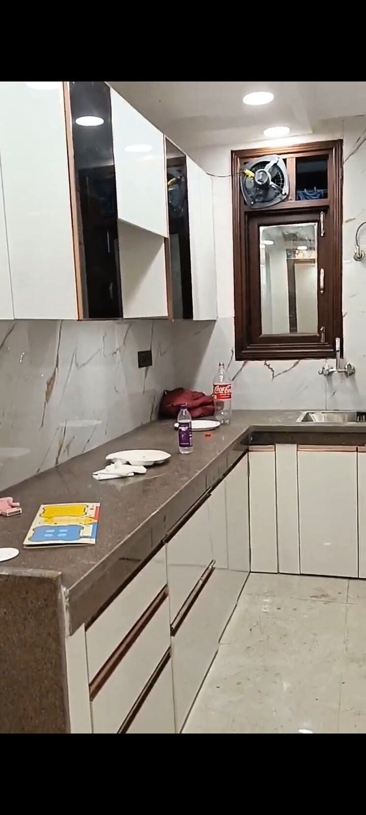 Kitchen, govindpuri 3.5 Bedroom 950 Sq.Ft. Builder Floor In Govindpuri Delhi 9213760