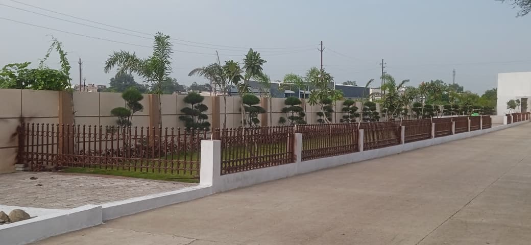 Plot For Sale in Avenue 