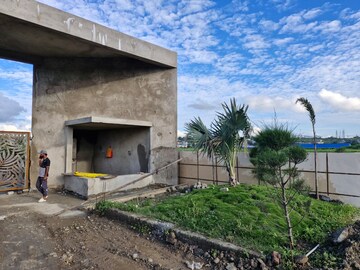 Plot – Exterior View View at Ujjain Road - for Sale