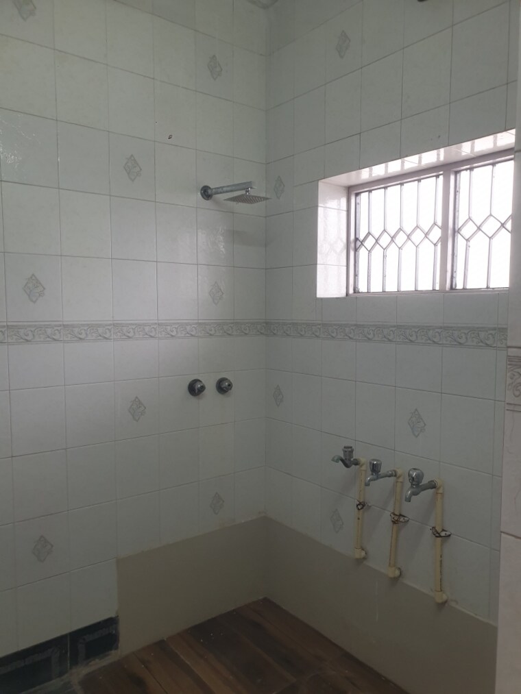 Bathroom, sector 16 3 Bedroom 2750 Sq.Ft. Independent House In Sector 16 Faridabad 9213806