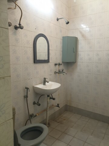 Bathroom in 3 BHK Independent House at Sector 16 – for Rent