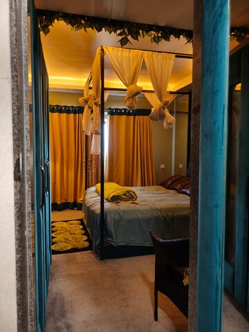 Bedroom in 3 BHK Apartment at HDIL Metropolis Residences, Andheri West – for Rent