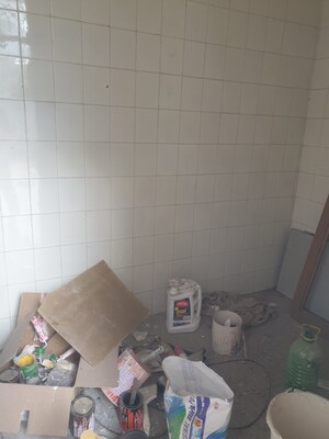 Bathroom in 3 BHK Independent House at Sector 16 – for Rent