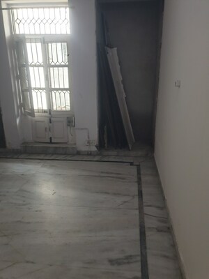 Room in 3 BHK Independent House at Sector 16 – for Rent