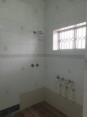 Bathroom in 3 BHK Independent House at Sector 16 – for Rent
