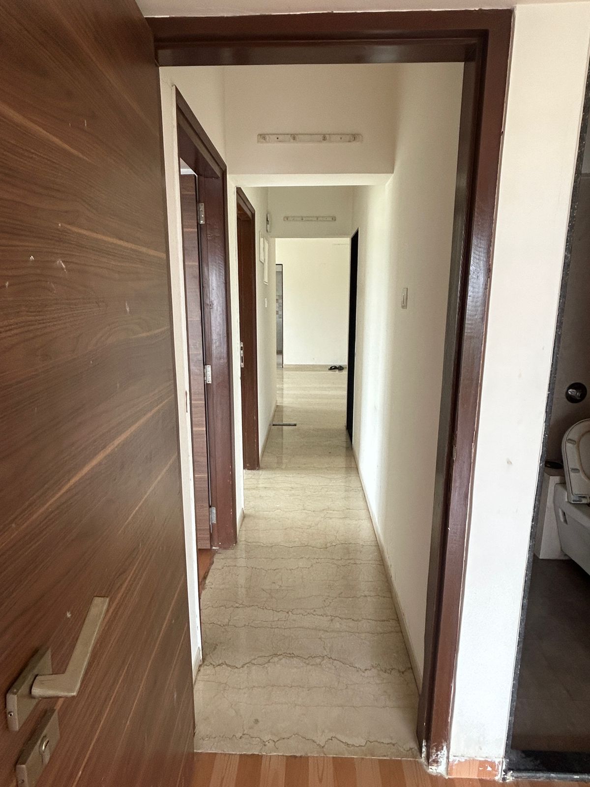 3 BHK + Pooja Room 1001 Sq.Ft. Apartment in Viceroy Savana