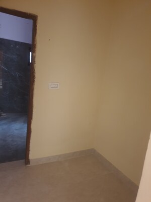 Room in 3 BHK Independent House at Sector 16 – for Rent