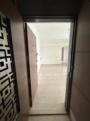 Building Lobby in 4 BHK Apartment at SD Epsilon, Kandivali East – for Rent