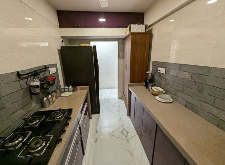 Kitchen, bandra west 3 Bedroom 1250 Sq.Ft. Apartment In Bandra West Mumbai 9213916