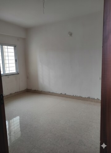 Room in 2 BHK Apartment at Bariatu – for Sale