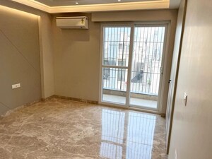 Room in 6+ BHK Builder Floor at Civil Lines – for Sale