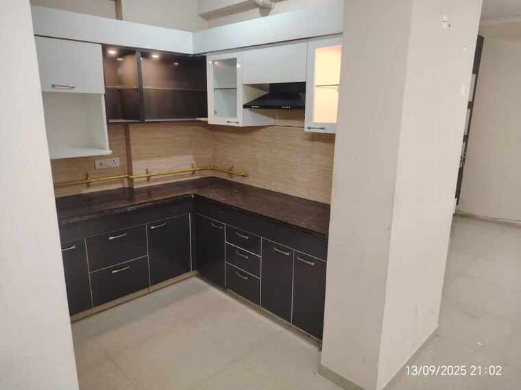 Kitchen, omaxe-r2 3 Bedroom 1680 Sq.Ft. Apartment In Gomti Nagar Lucknow 9213949