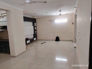 3 BHK Apartment For Rent in Omaxe R2, Gomti Nagar