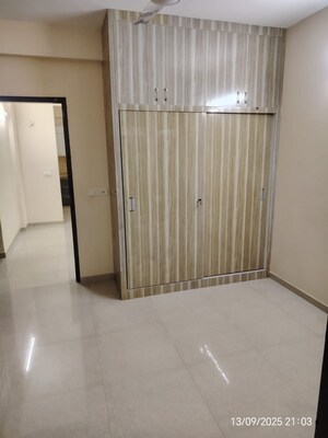 Building Lobby in 3 BHK Apartment at Omaxe R2, Gomti Nagar – for Rent
