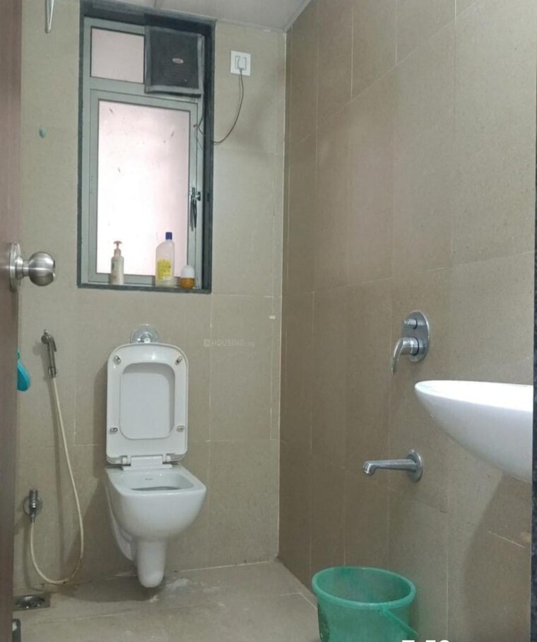Bathroom, runwal-eirene 2 Bedroom 900 Sq.Ft. Apartment In Balkum Pada Thane 9213957