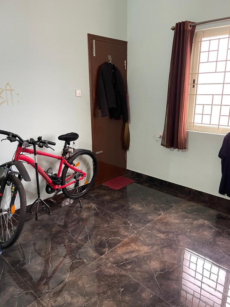  Parking, sultanpalya 5 Bedroom 3900 Sq.Ft. Independent House In Sultanpalya Bangalore 9213971