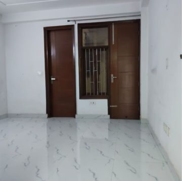 Room in 3 BHK Builder Floor at Saket – for Rent